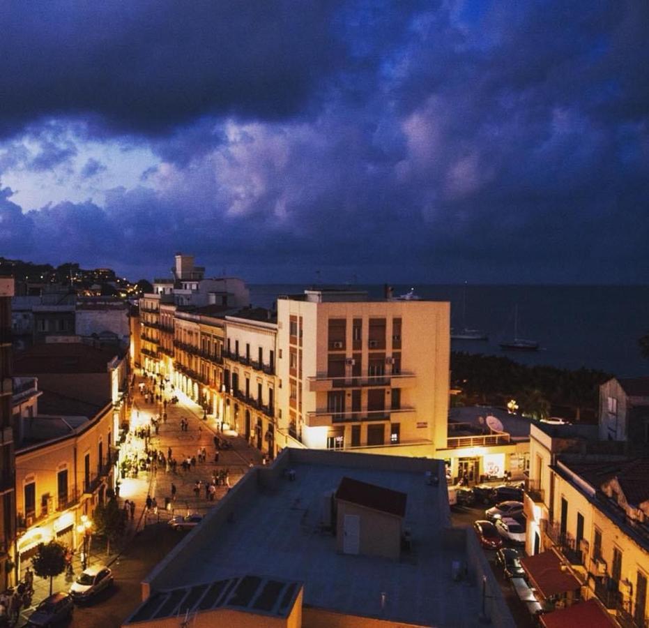 Albergo Milazzo Inn Aimori Екстер'єр фото